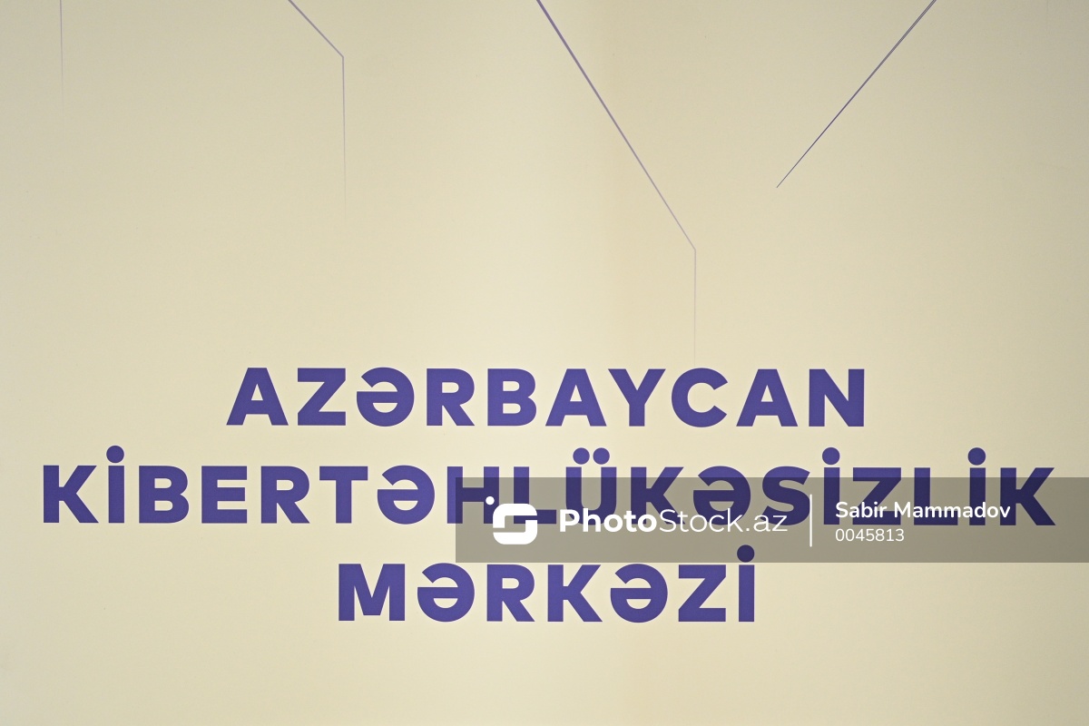 Azərbaycanda yaradılan Kibertəhlükəsizlik Mərkəzindən FOTOREPORTAJ 📸 

➡️ oxu.az/ict/714942
#oxuaz #aztaqram #xeber #azerbaycan #baki #news #azerbaijan #новости #баку