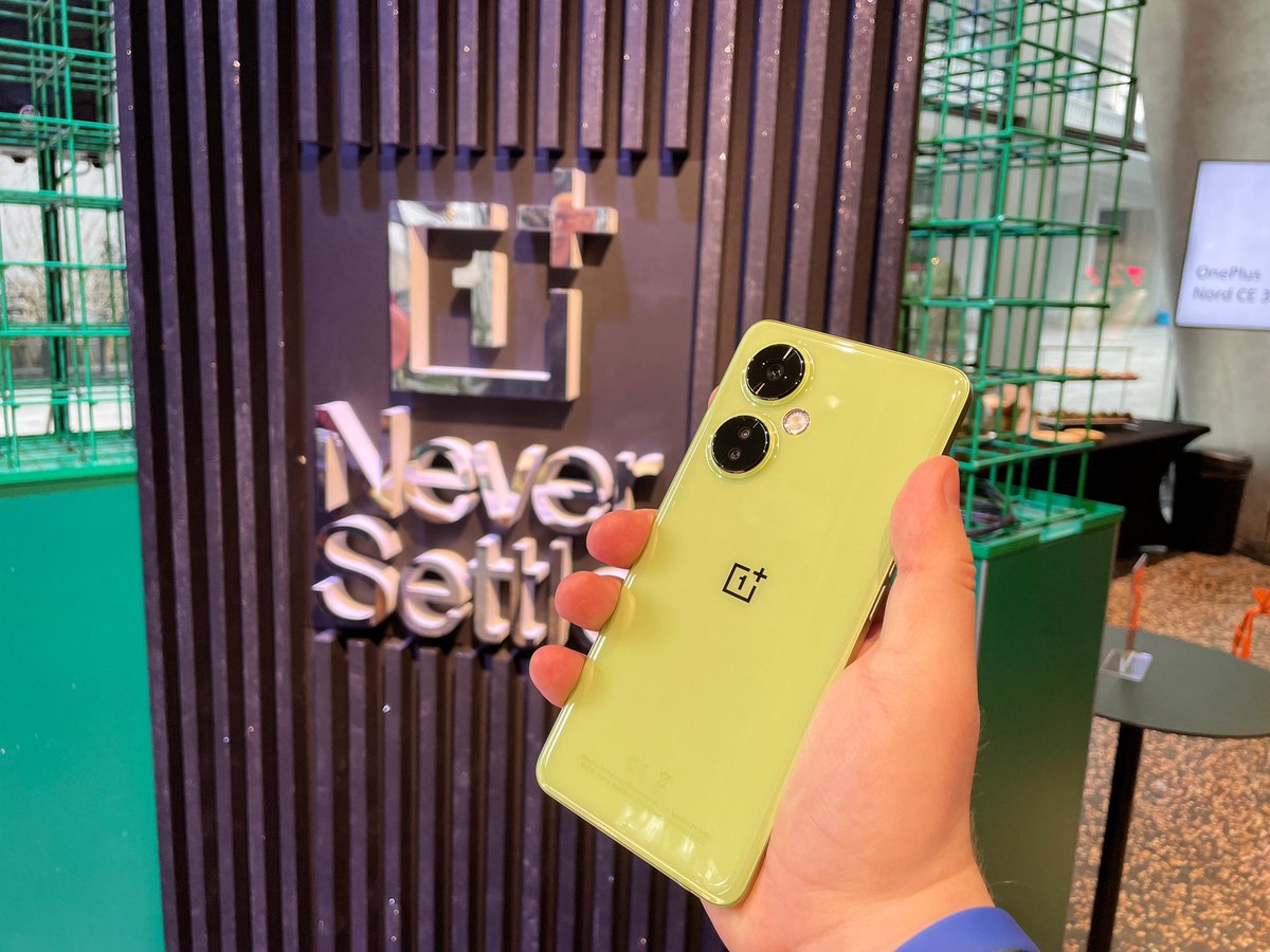 TymekNowak's tweet photo. Wczoraj odbyła się premiera nowego telefonu #OnePlusNordCE3Lite5G oraz słuchawek #OnePlusNordBuds2 😄
Nie mogę doczekać się testów i jestem w sumie ciekawy, jak on u mnie wypadnie - tak samo jak najnowszy OnePlus 11 😉
Dziękuje #teamOnePlus i @oneplus za zaproszenie ♥️ https://t.co/Julef8qFzP