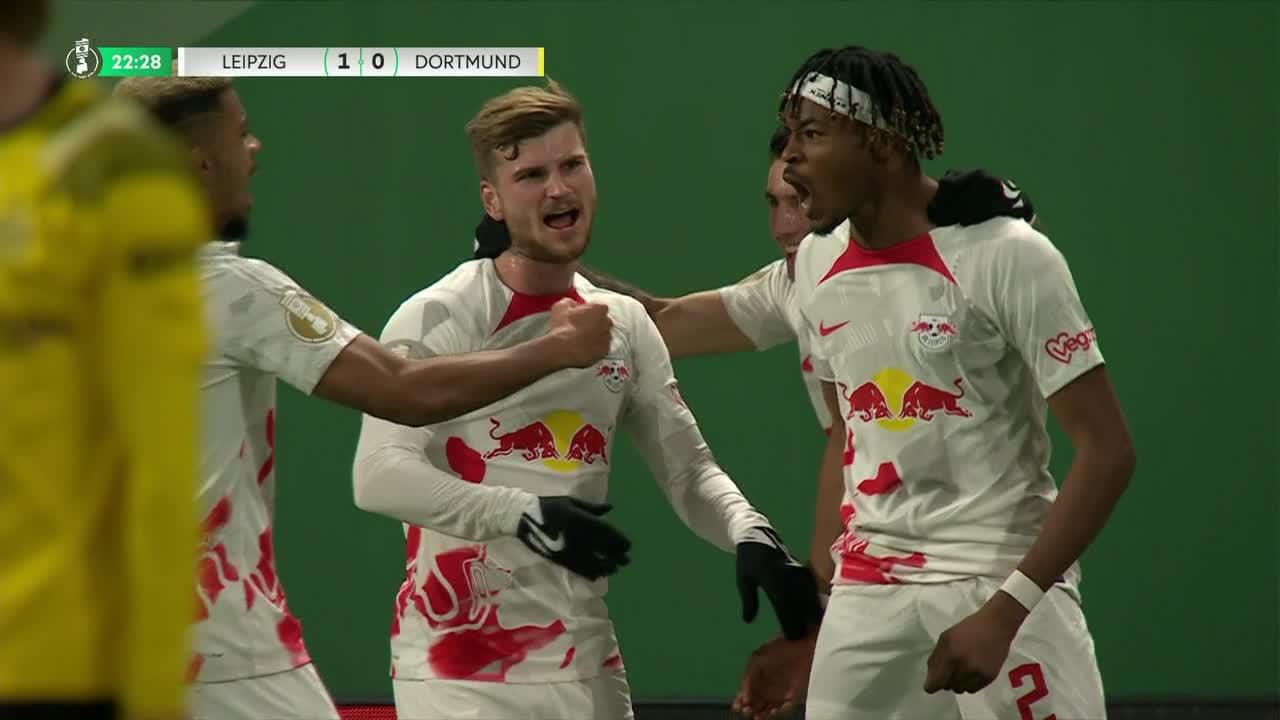 Timo Werner opens the scoring for Leipzig against Dortmund ⚡”