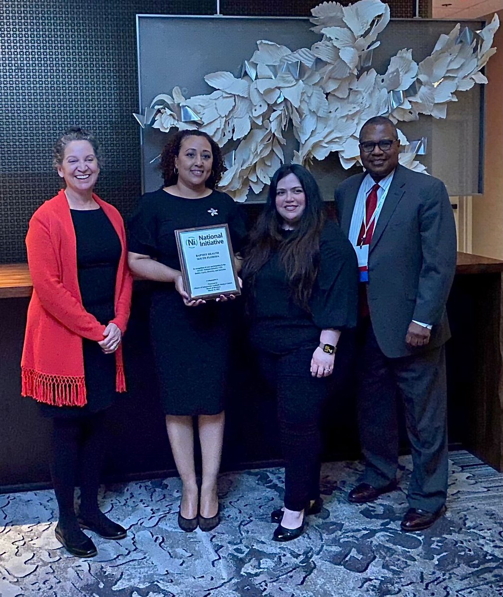 BHAcademics's tweet photo. Baptist Health leaders from #InternalMedicine & #FamilyMedicine residencies attended the 2023 #AIAMC Meeting and presented on Preparing and Teaching Health Professionals for #HealthEquity.
Dr. Agueda Hernandez accepted the VIII Participant Award on behalf of @BaptistHealthSF 🍍 https://t.co/73q5J9Og31