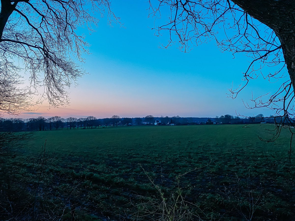 nancygerritsen's tweet photo. @JurgenvanHoudt Een dag later: ook mooi bij zonsondergang tijdens een rondje hardlopen 😃 https://t.co/dVeiQg4irV