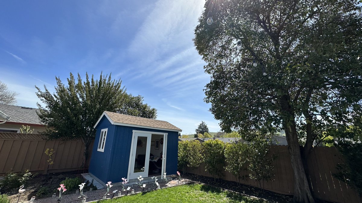 Silicon Valley backyard office battle? <a href="/jowyang/">Jeremiah Owyang</a> has an Airstream as his office and became a spokesperson for it. 

<a href="/maryamie/">Maryam Scoble</a> had a dream of having a little shed in the backyard for her office so bought a <a href="/tuffshed/">Tuff Shed</a>. 

The new “garage.” HP was started in less space than she has.