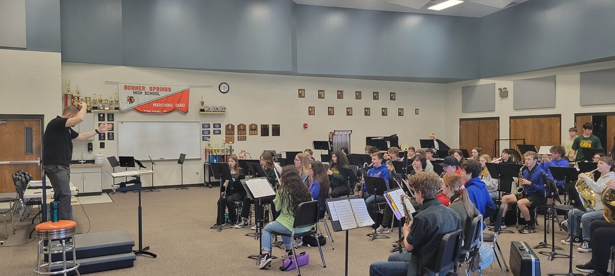 BSHSBands's tweet photo. We had the privilege to host Dr. Corey Seapy from the University of Central Missouri to clinic our band as well as Basehor-Linwood and Lansing High School Concert Bands today in preparation for large group.  @UCMBands #greatdaytobebrave https://t.co/v9YD8wOCAt