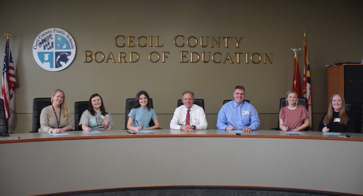 DrJalawson's tweet photo. Welcome to six brand new teachers we’ve signed for next year! Five Cecil folks! Great young talent that we want for the new few generations!! 💪 https://t.co/6FAYWN5FDP