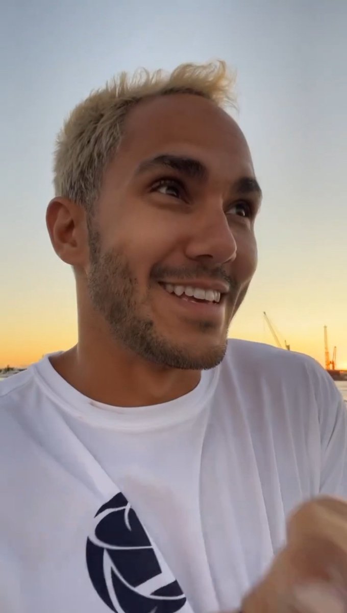 BTRbot (RIP)  🤖 (@btrb0t) on Twitter photo 