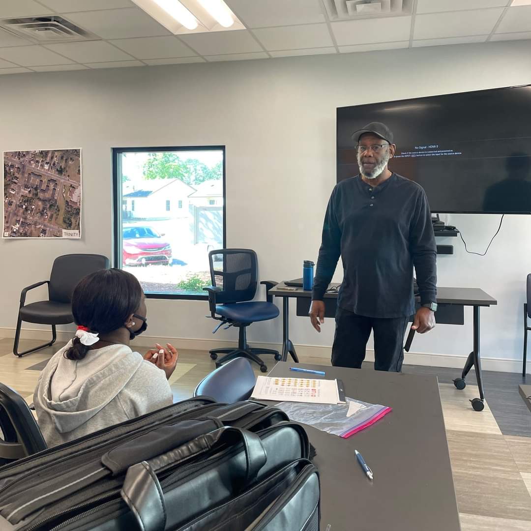 hacg_goldsboro's tweet photo. Don’t fret! Your 20s, 30s, 40s, or beyond are a great time to learn to drive, and our friends at A+ Driving School are eager to help!

Attend our FREE Adult Basic Driving Class this Thursday, April 6th, at 10 am in Fairview! 
#hacgnc #GoldsboroNC #WayneCountyNC https://t.co/TQrHrBqJrb