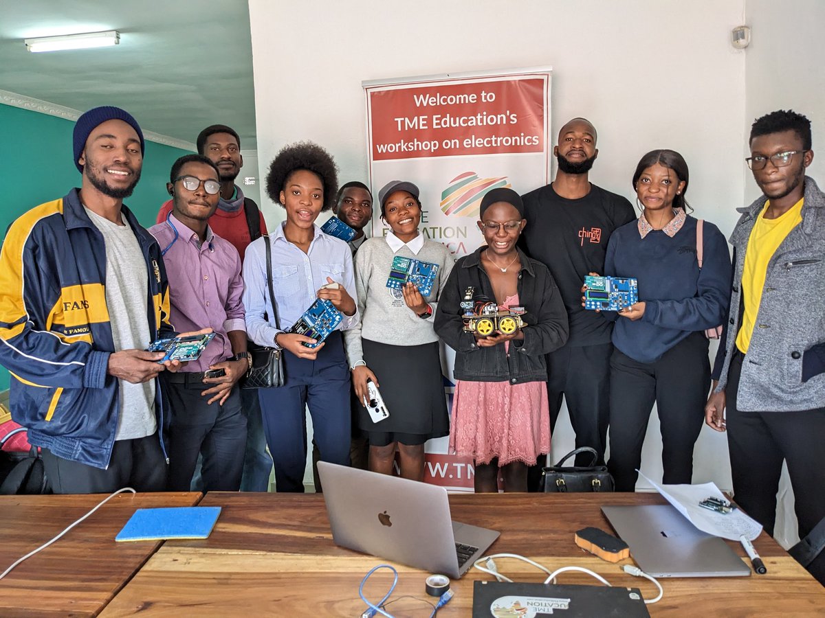 HeziTechhub's tweet image. Learning Embedded Systems with Arduino uno
#embededsystems
#arduino
#STEMeducation  #EORobotics