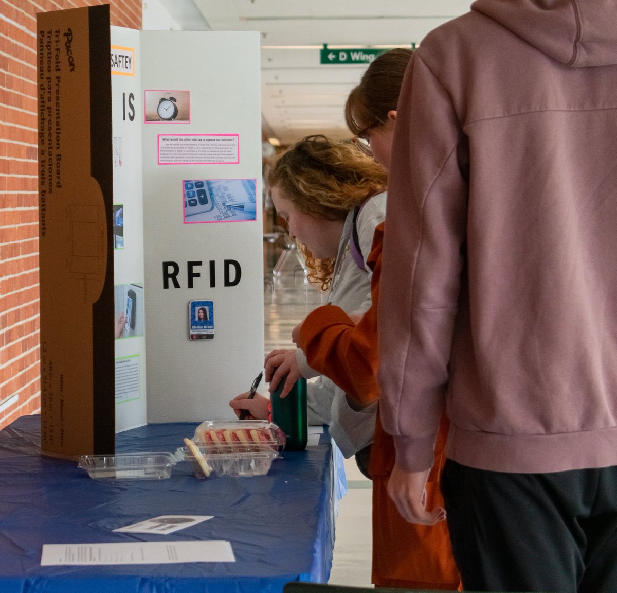 DeltaCollegiate's tweet photo. On April 4 in the South Main hall of the Delta College main campus students have set up for Change Your World week. 
Learn more about their cause and sign their petition online https://t.co/dLJY1uhIgW https://t.co/KWjgKSQot3