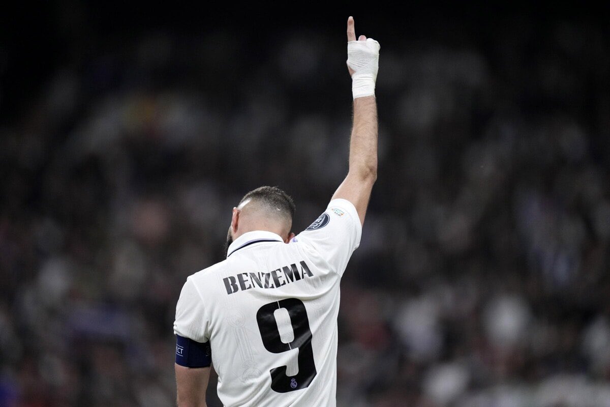 AlhilalAarmy's tweet photo. سيتم إضافة أي مدريدي  مدريديها يرتوت يتابع الحساب التغريده✌

#برشلونه_ريال_مدريد https://t.co/FNBomEk5k7