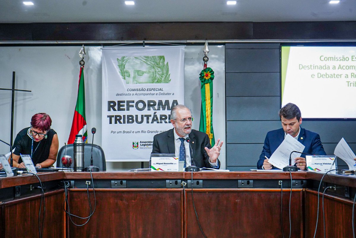 MiguelSRossetto's tweet photo. Hoje presidi a primeira reunião da Comissão Especial da Reforma Tributária na #alrs. Foram eleitos o relator e o vice relator e tb aprovamos o Plano de Trabalho, que vai promover um diálogo com o Governo Federal para construir uma Reforma Tributária mais justa! https://t.co/P9DXP8AG5T
