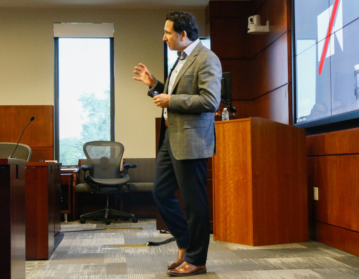 THINKJSOU's tweet photo. Thank you @perezcelestino Prof
@ArmyWarCollege; Adjunct Prof
@ColumbiaSIPA for taking the time yesterday to talk to #JSOU about the importance of educating the practitioner!
@USSOCOM #teachingandlearning #thinkdotank #thinkjsou #jointspecialoperationsuniversity https://t.co/F0fHauy2tV