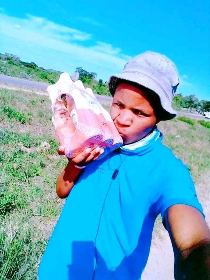 madibamusandi's tweet photo. Pilgrimages are  such a powerful experience because they involve leaving behind what is comfortable and known in pursuit of transformation. 

#EasterPilgrimage #KingOfTelevision
#wonderful_places #DesertLife
#WonderMan https://t.co/vTCHBKOi0A