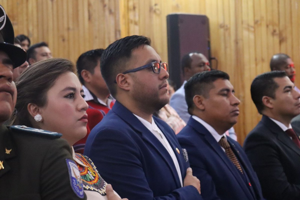 Bancada Ecuador tweet media