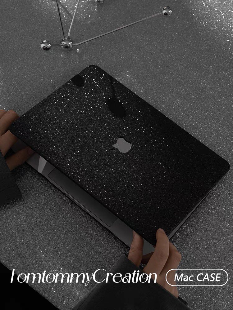 rararell's tweet photo. Mac case อันนี้สวยมากกวิ้งๆกุ้งกิ้งวับๆฟีลกากเพชรสุ้ดๆตัวเคสประกอบง่ายมีกันลื่นให้แล้ว กระจายความร้อนได้ดีด้วยนะคะเครื่องไม่ร้อนจี๋แน่นอน 890฿ preorder 2-3weeks from brand Tomtommy ka🖤✨✨
#เคสแมคบุ๊ค #เคสmacbook #macbookcase #เคสlabtop #MacBook #เคสโทรศัพท์ #casemacbook https://t.co/A1tAP7T1k3