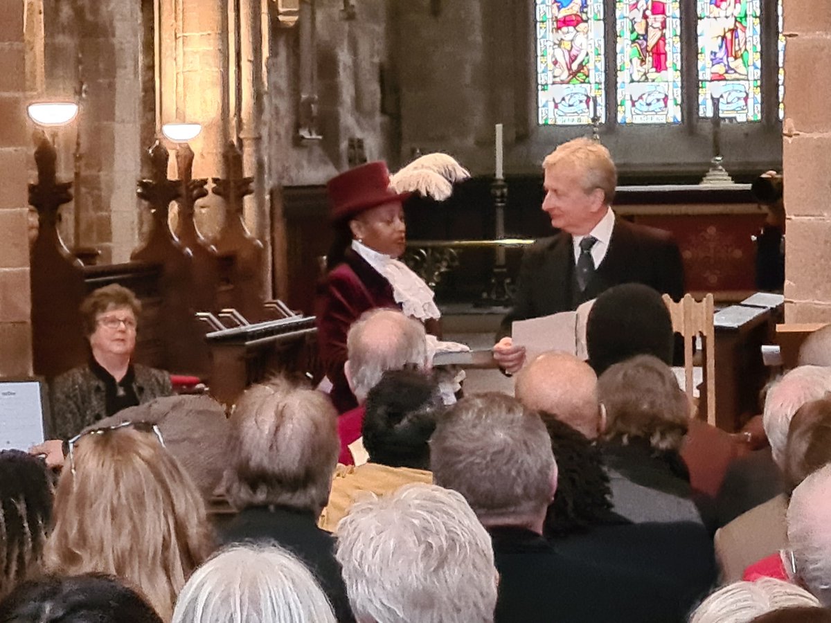 Congratulations Theresa Maria Peltier, first Black High Sheriff of Derbyshire! Her message: We cannot ignore the history of empire but we can celebrate where we are now.   Her motto 'Unity is community'.
#HighSheriff #Derbyshire