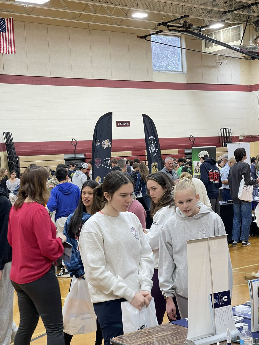 AflahertyEGHS's tweet photo. The EG School Counseling Department’s first annual College &amp; Career Fair was a huge success.  Over 300 students actively engaged in conversations with college, military and career representatives.  A huge shout out to Nan Shea for organizing this event for us.  #EGPS #EGHS https://t.co/G5FfXaaMt0