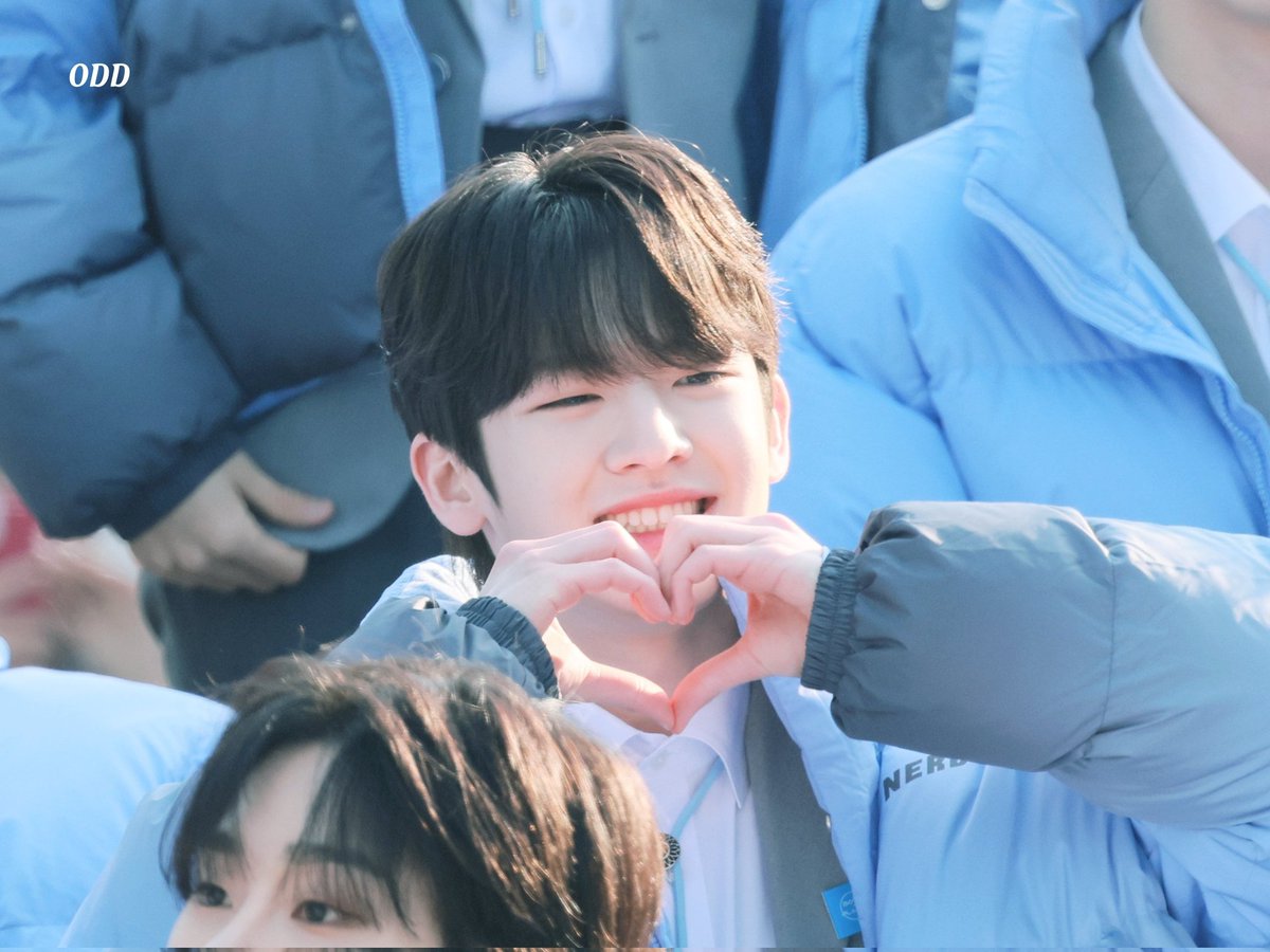 TakeAManguito's tweet photo. Happy Birthday my peach boy โค๏ธ
I Will be waiting for your debut, I promise to give you a gift on your next birthday
#๋ฌ๋ฅ์ด๋ค์_์ฒ์ฌ_๋ค์์_์์ผ์ถํํด
#HAPPY_PEACHYDAEUL
#LEEDAEUL #์ด๋ค์
#DAEULSHINE #ThankYouDaeul
#keepgoingdaeul https://t.co/9RQYDgJasE