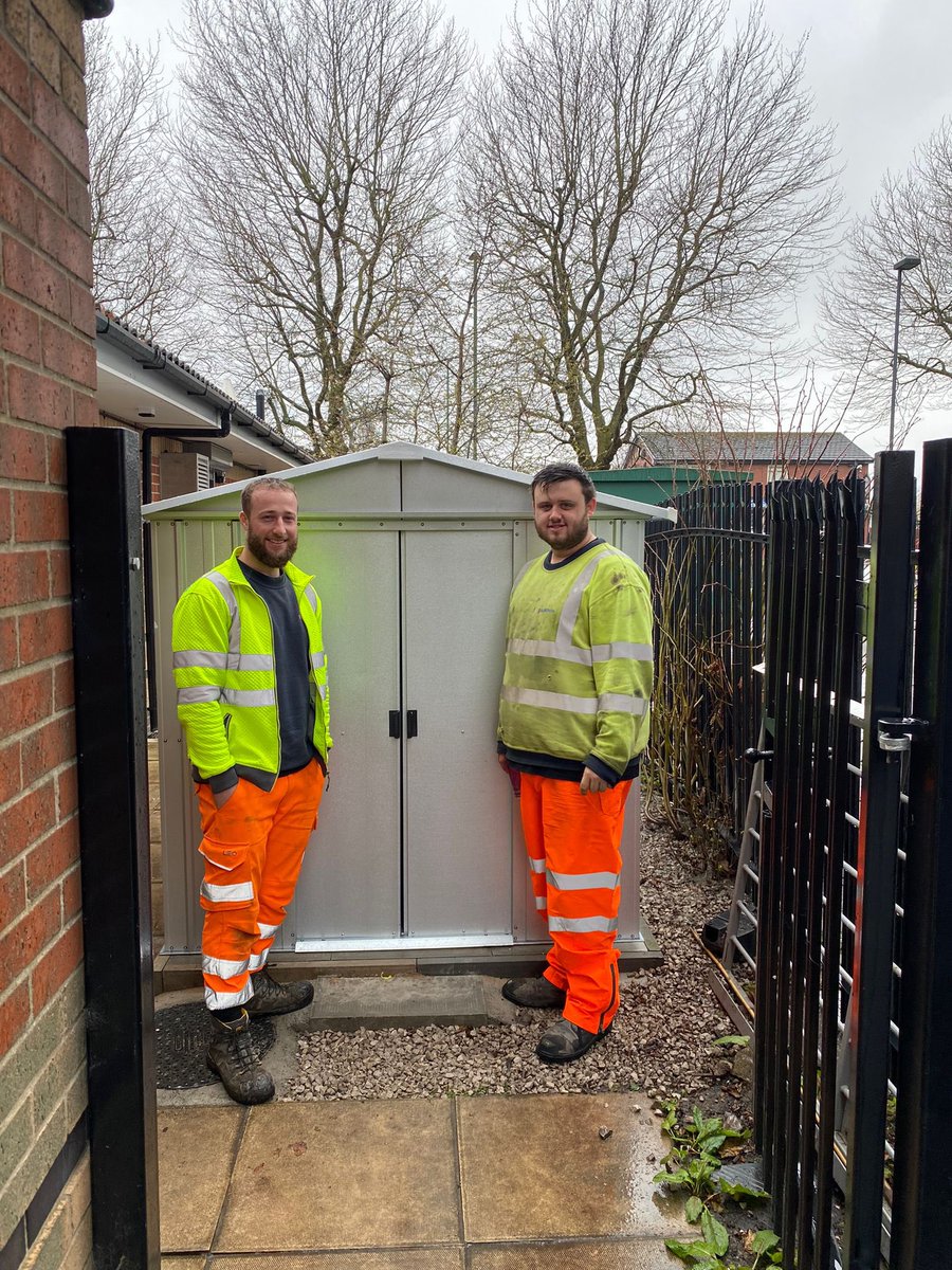 As well as creating our shed base the guys from @Eurovia_UK have back and built the shed for us, we have never seen as many screws sent with an item before and we did not know where to start! We are so grateful for the continued support. Thank you 😊