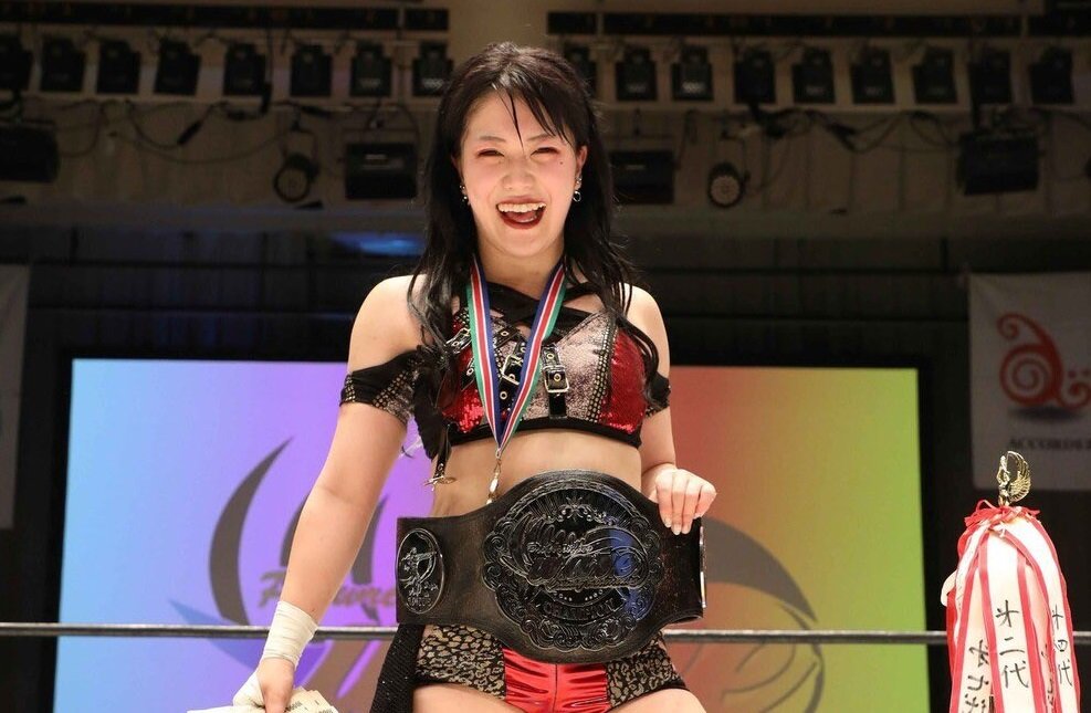 P*eps MaikaStyle🍧 on Twitter "Suzu Suzuki is 20 years old and is