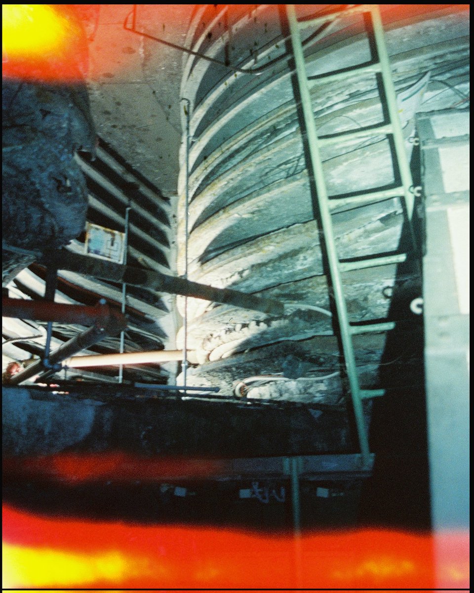 Wandering through the tunnels
— Dubblefilm Cinema 🎞️