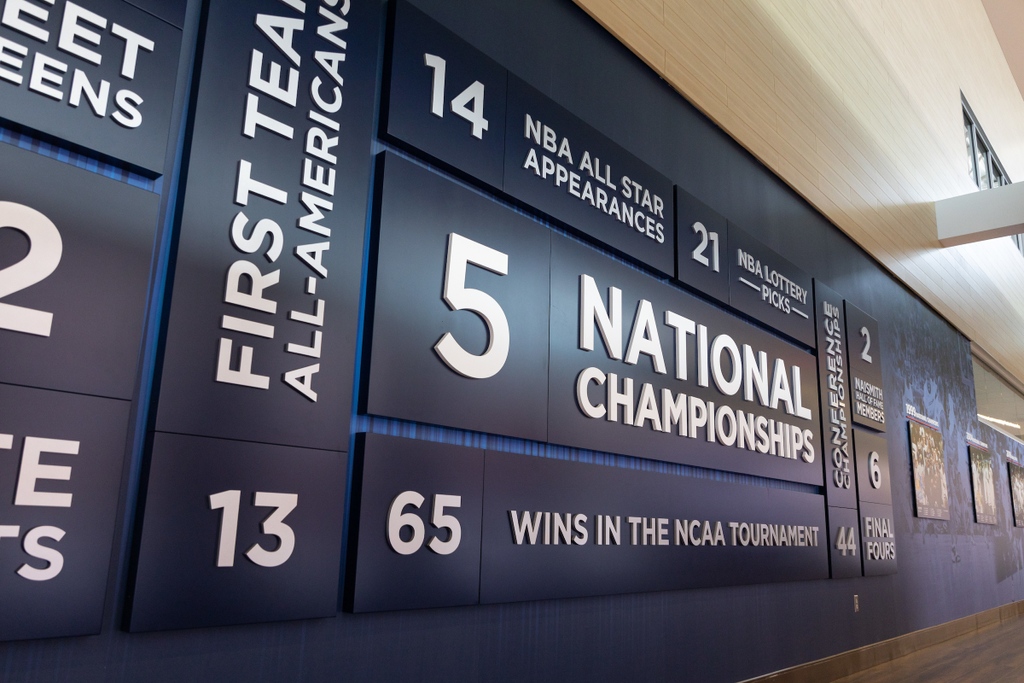 NationalSignCT's tweet image. Congratulations to @UConnMBB on being National Champions 🏆 (again)! 
⁠
We have never been more excited to expedite an order as we were with the big number “5” next to “National Championships” on your records board in Werth.
⁠
#wehandleitall #nationalsignct #HU5KIES