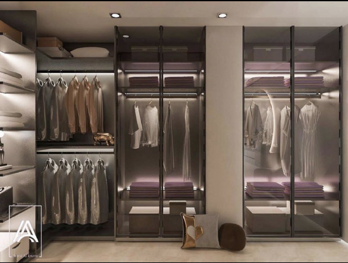 من اعمالي🙏
 تصميم غرفة نوم ماستر و غرفة ملابس ✨
كان اقتراحي لعميلتي بما ان الغرفه مساحتها كبيره نستغلها بأضافة غرفة ملابس وايدتني ✨👌
🟤تم التقسيم بالجبس بورد واستغلال المساحات 
#تصميم_داخلي 
#interiordesign