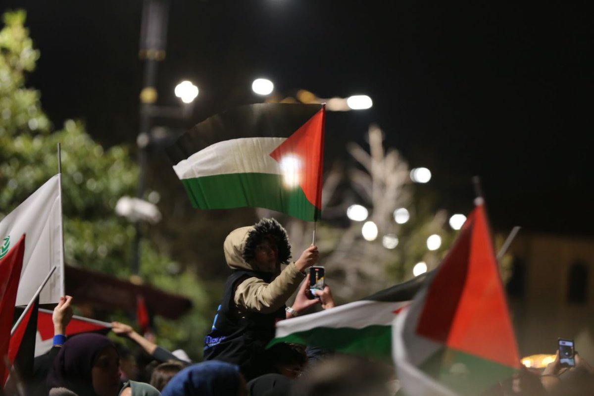 ihhinsaniyardim's tweet photo. 🇹🇷 İstanbul ayakta! | 🇵🇸 Mescid-i Aksa sahipsiz değildir! https://t.co/mnMA5tTD6b