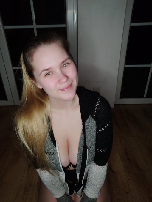 How was your day? 💞 https://t.co/M7E7hjhD0h<a href="/tag/curvy"class="tags"><span>#curvy</span></a><a href="/tag/teen"class="tags"><span>#teen</span></a><a href="/tag/porn"class="tags"><span>#porn</span></a><a href="/tag/boobs"class="tags"><span>#boobs</span></a>