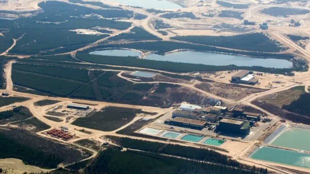 First Nations lay claim to all critical minerals and rare earth elements in Saskatchewan. 'At treaty, we agreed for the settlers — in order to have agriculture — to share a plough deep,' 'The minerals were never on the table.' @fsinations @CBCNews | buff.ly/3nT7YPW