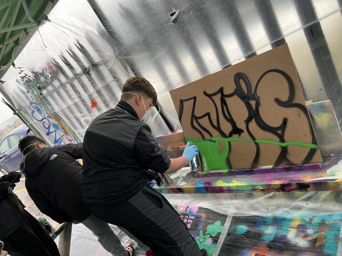 BenMcCarthy_'s tweet photo. A fantastic evening with our Reservoir Youth Club tonight! Huge thanks to Hurts so Good for putting on an amazing graffiti workshop! 

The kids loved every second! https://t.co/9RYEdpGlfG
