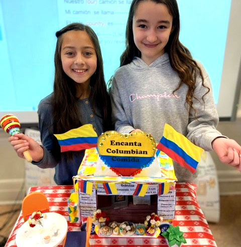 GLEN HEAD SCHOOL FOOD TRUCKS
Arts &amp; World Language teachers at have collaborated &amp; created an interdisciplinary project. In Art, 5th graders learned to create forms, textures, and color with clay.  In Spanish, they applied these skills to create food trucks of various countries.