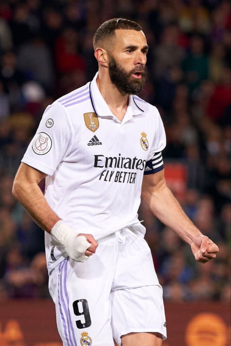 Twilight tweet media