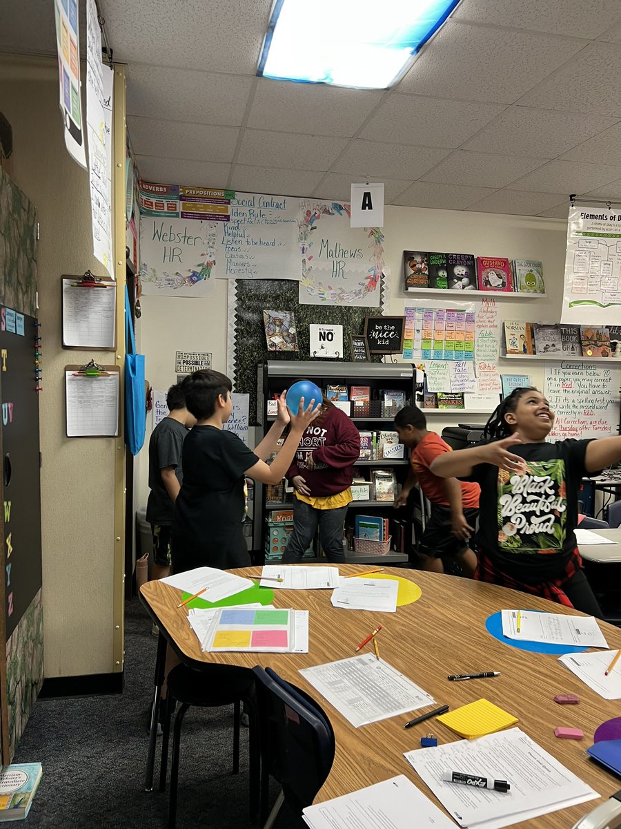 webspa5's tweet photo. Working on revision skills in a different way today! Defending your choices sparked some great deep discussions among the groups. @alvinelementary #balloontime #tellmewhy https://t.co/PsFtMb5PnD