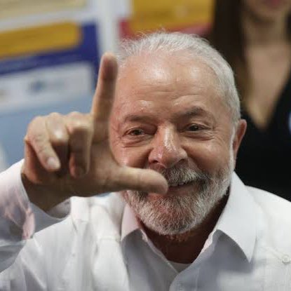 choquei's tweet photo. 🚨AGORA: Governo Lula vai disponibilizar R$ 150 milhões a estados e municípios para reforçar as patrulhas nas escolas e creches. https://t.co/2ip25q9k0U