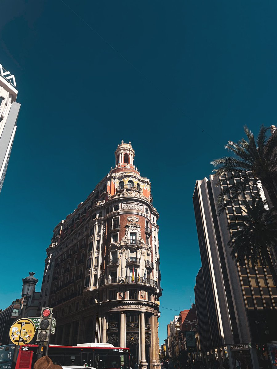anesdaos's tweet photo. Ojalá algún día irme a vivir a Valencia https://t.co/A1SCGrHaj3
