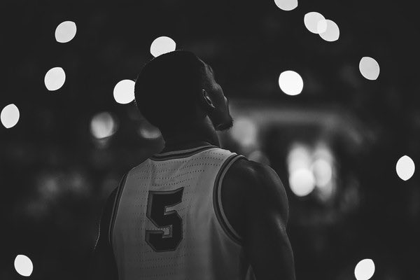 onezerroo's tweet photo. Purdue, 

Can’t express enough how grateful I am for these last four years. The good times and the bad, that has molded me into the man I am today. This University will be a part of me and will travel with me everywhere I go. 
Forever and always.

Love, 

5 https://t.co/SQBGvkI7Pb
