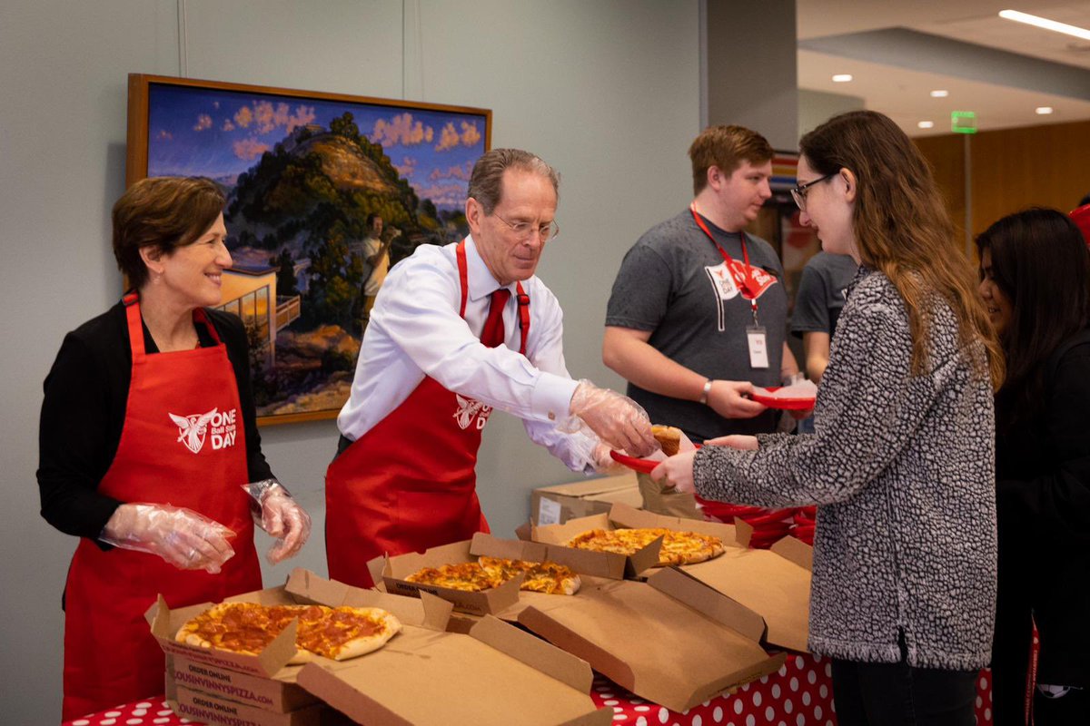Thank you to all the <a href="/BallState/">Ball State</a> students who joined me and Jennifer for our Pizza with the President #OneBallState Day event. I enjoyed meeting many of you as our University raises money today on your behalf!