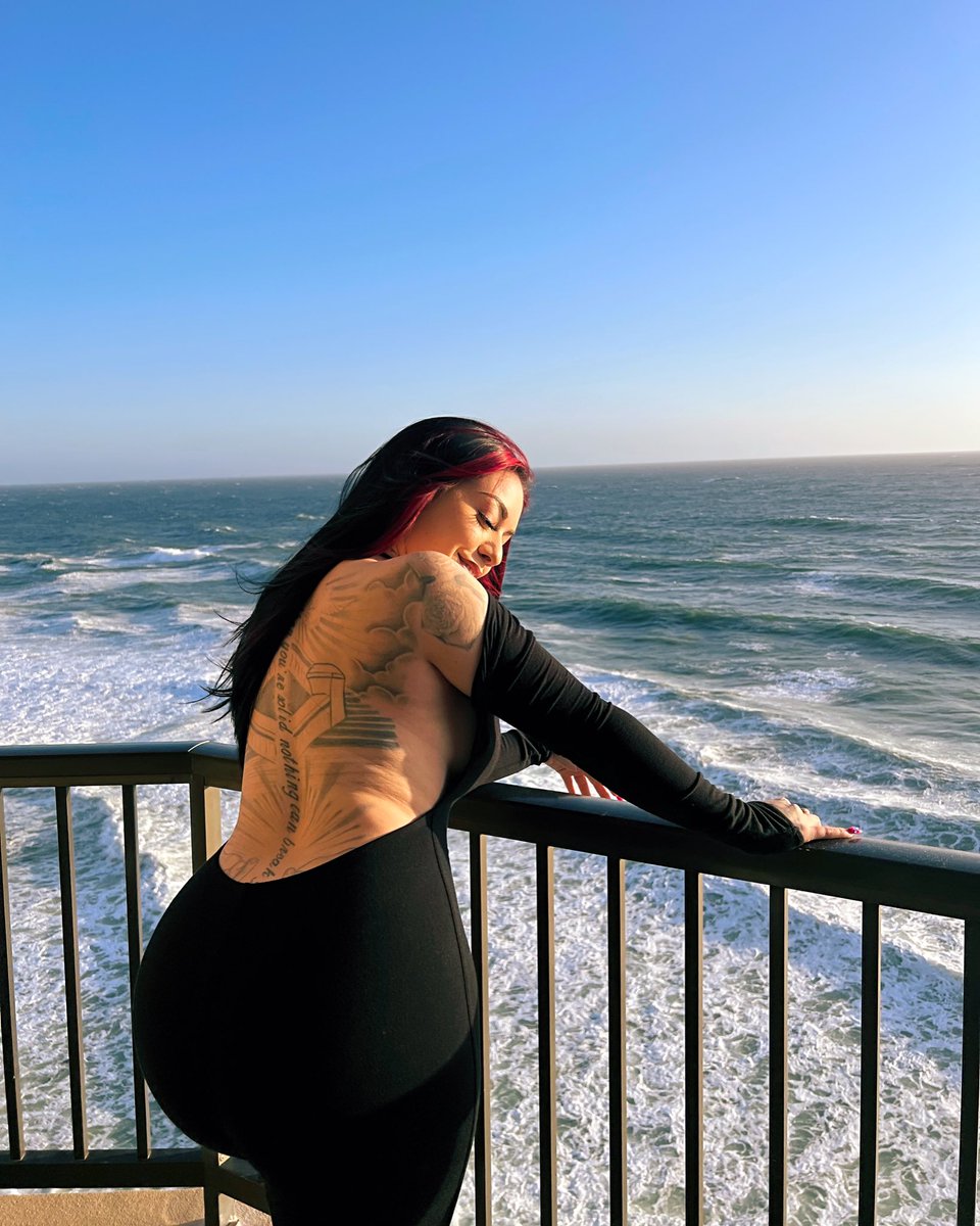 Salice Rose on Twitter "🌊🏝️☀️💞"