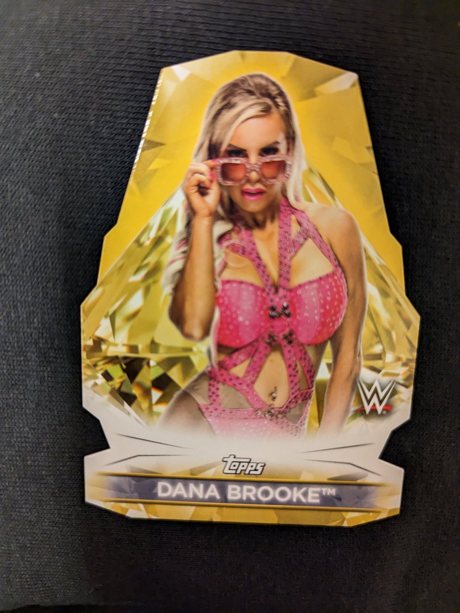 ThePiazzaGuy's tweet photo. #wrestlingcardwednesday @DanaBrookeWWE 2021 Topps Women's Division Diamond Cut /10.  Pulled by @SchwayNostalgia https://t.co/XdQBhi5val
