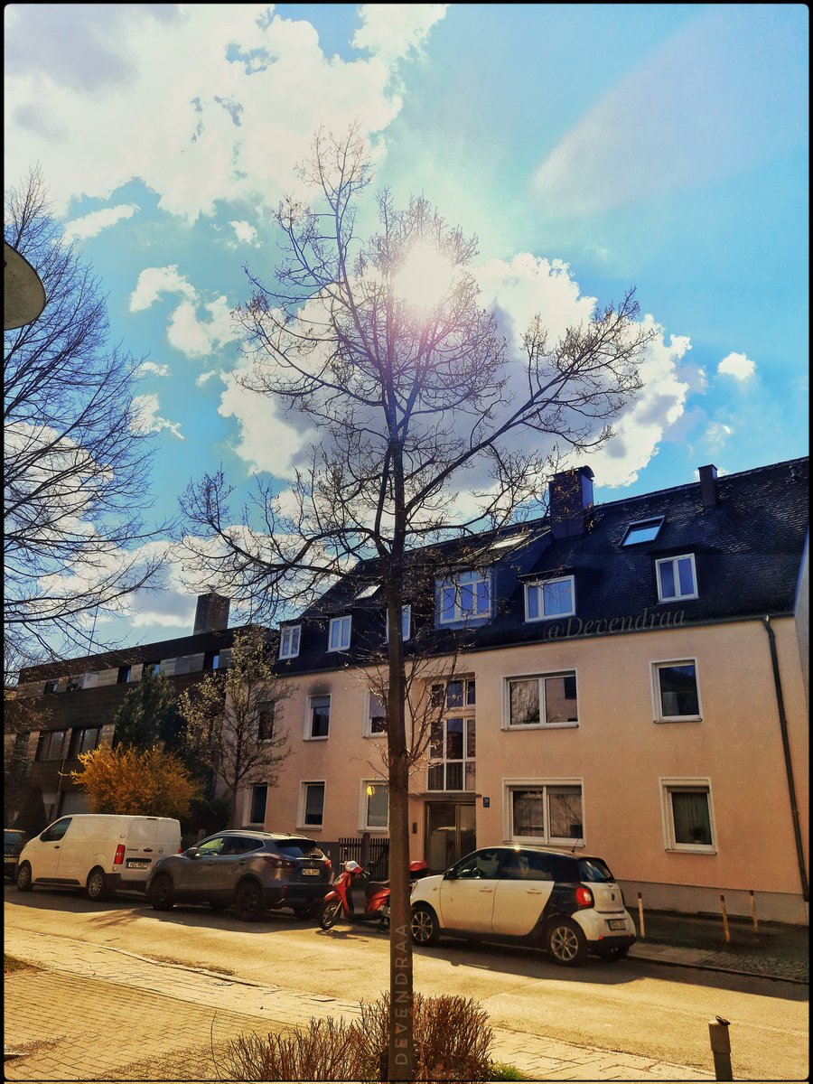 devendraw001's tweet photo. Everything around us has something to say, that voice is directly proportional to our #love for #nature & #NatureBeauty.
#DevaTweets #NoteToMyDigitalDiary
#WritingCommunity
#LearningOfLife
#MunichDiaries https://t.co/kDbyo7CsDm