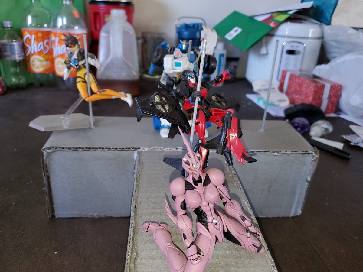 Maximus34Nsfw's tweet photo. Built this a while ago. Any ideas on how to improve it? Maybe even make a new one eventually.
#transformers #toys #Diarama https://t.co/q7rnMGhwol