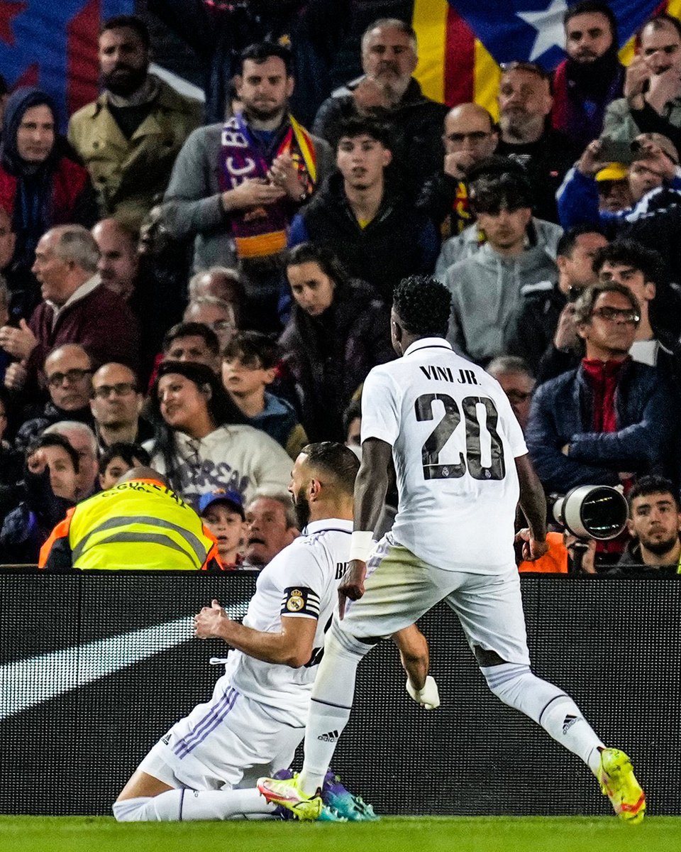 Mbappe 🤝 Benzema

Posséder le Camp Nou