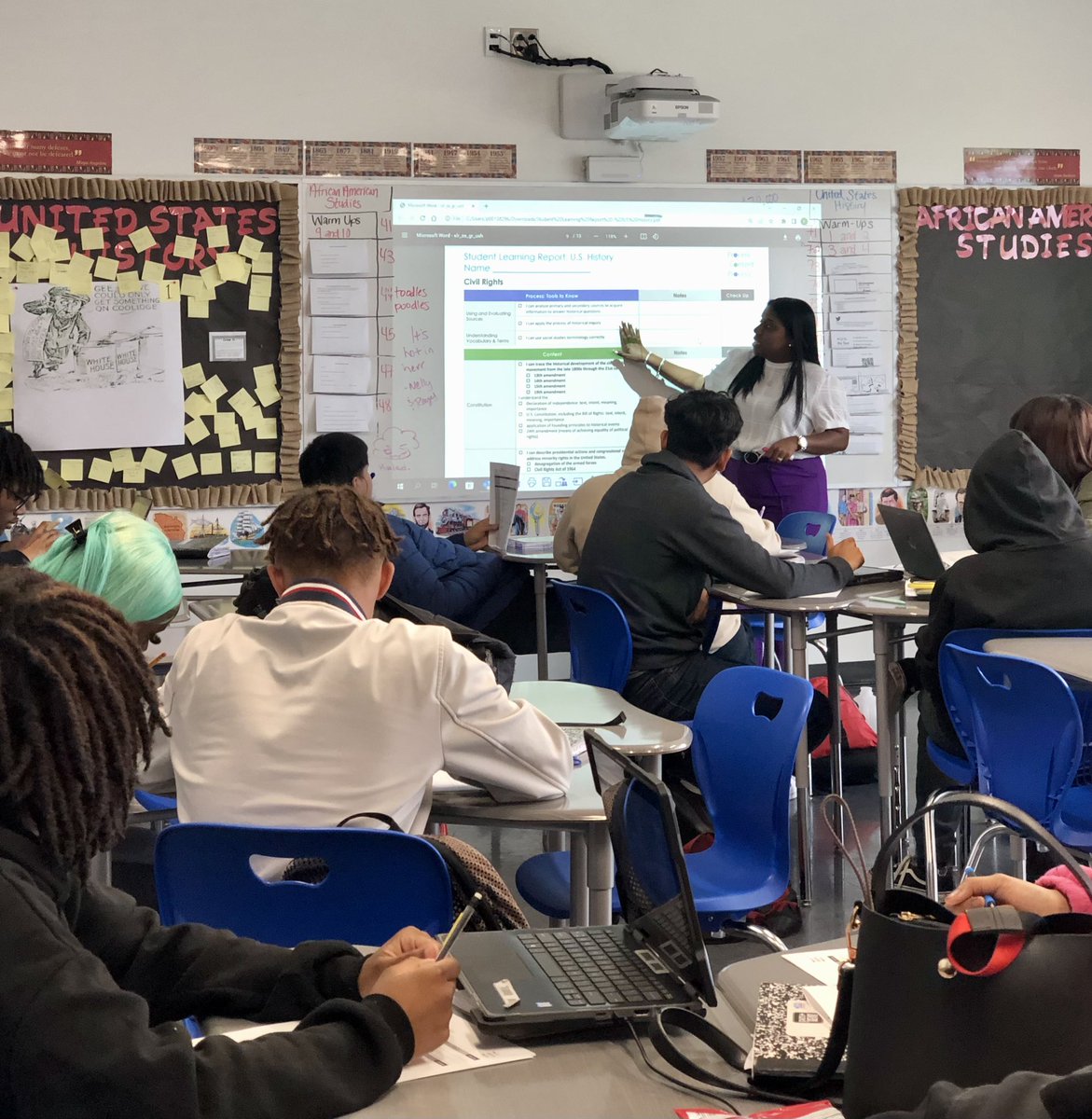 Msheim1's tweet photo. Shout out to Ms. Thibodeaux @MadisonHS_ for a truly 🎸Rockin 🎸 US History review! Students self-assessed using Lead4ward 💭Student Learning Reports 💭and ☕️Cafe Conversations☕️ @HISD_Curric @Fmensah90 @K12_TRussell @yolandabruce01 @HISDSocStudies #rockinreview #planforsuccess https://t.co/7phb05IyZ6