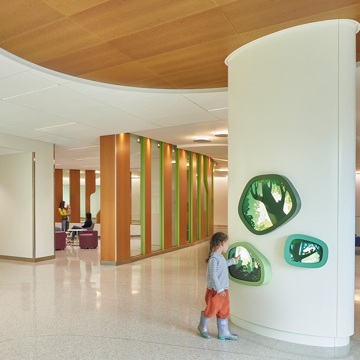 StudioSC's tweet photo. Our wayfidning program for @seattlechildren’s newest facility goes beyond navigation - custom art and graphics foster comfort and intrigue, helping turn directions into adventure. See its impact in our latest blog: https://t.co/9zpTJjFzt8 https://t.co/efPAZm18VQ