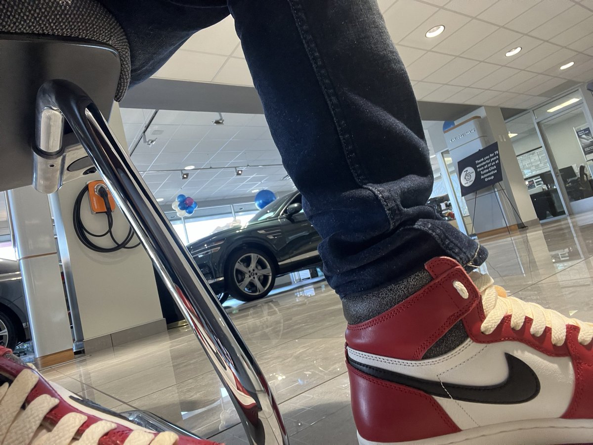 Ricky Business tweet media