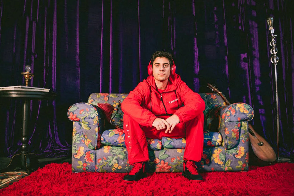 <a href="/fabiobrazza/">Fabio Brazza</a> lança o single “Paraiso”, baseado em uma história real

#Rap #HipHop #FabioBrazza #Paraíso

🔽Matéria completa acesse🔽

zonasuburbana.com.br/fabio-brazza-l…