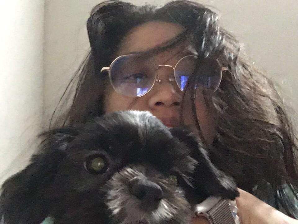 sroselada18's tweet image. My brother left their dog and I'm stepping in to dog-sit. My room's a mess now; I guess that's how it is with toddlers. Her poops are small and a bit brittle but I'm quite surprised that she pees A LOT. Also, I'm figuring out how much screen time she's allowed 🥲#momprobs