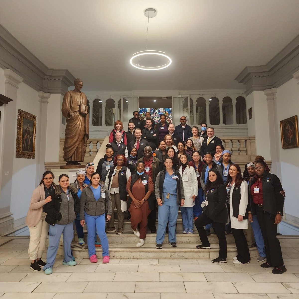 Happy #NationalWalkingDay! Today, our colleagues across Mount Sinai Morningside laced up their sneakers and went for a walk to bring awareness to heart health. We encourage you to get moving today for at least 30 minutes to start on your journey to having a healthier heart! ❤️👟