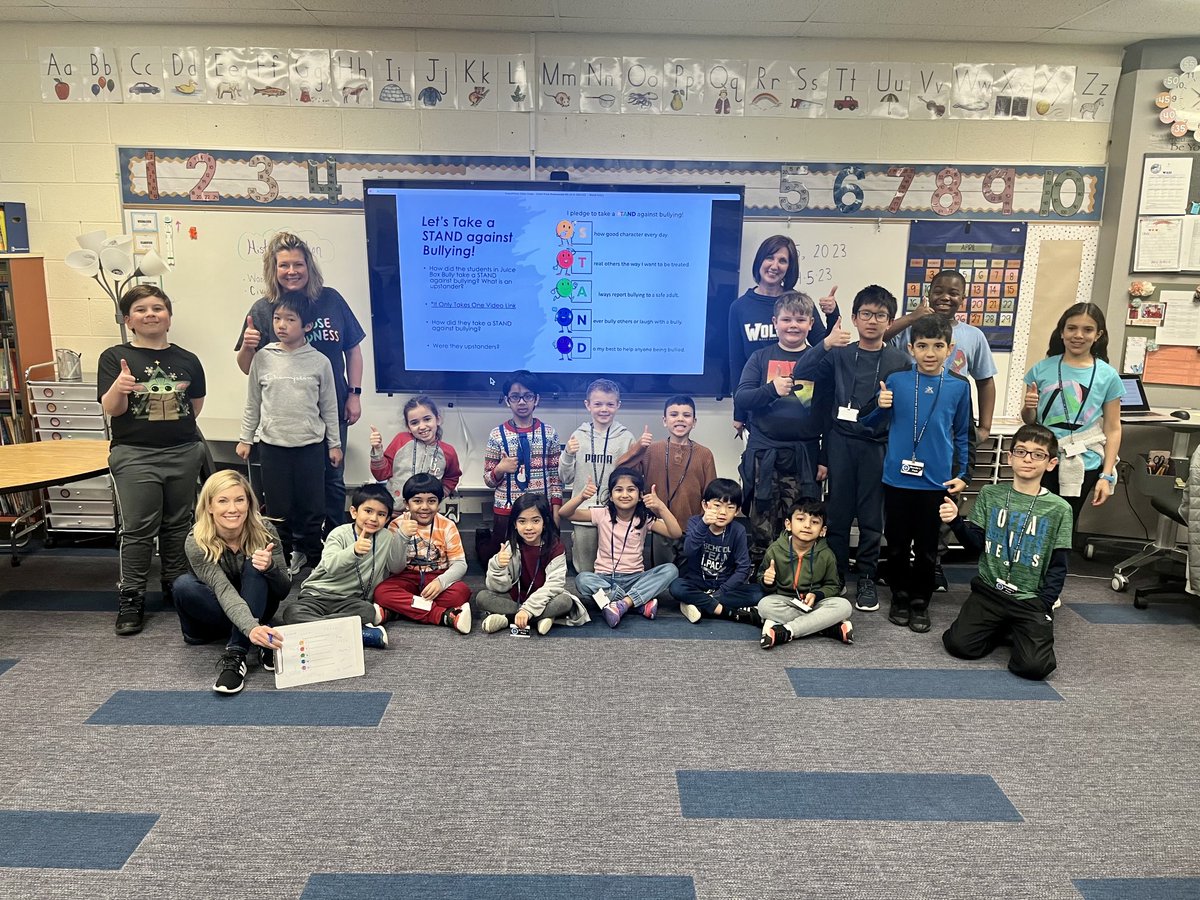 MJansenAD's tweet image. ⁦@WassWolves⁩ pledged to take a STAND against bullying during Wolf Packs. #upstanders #wasswolvesway