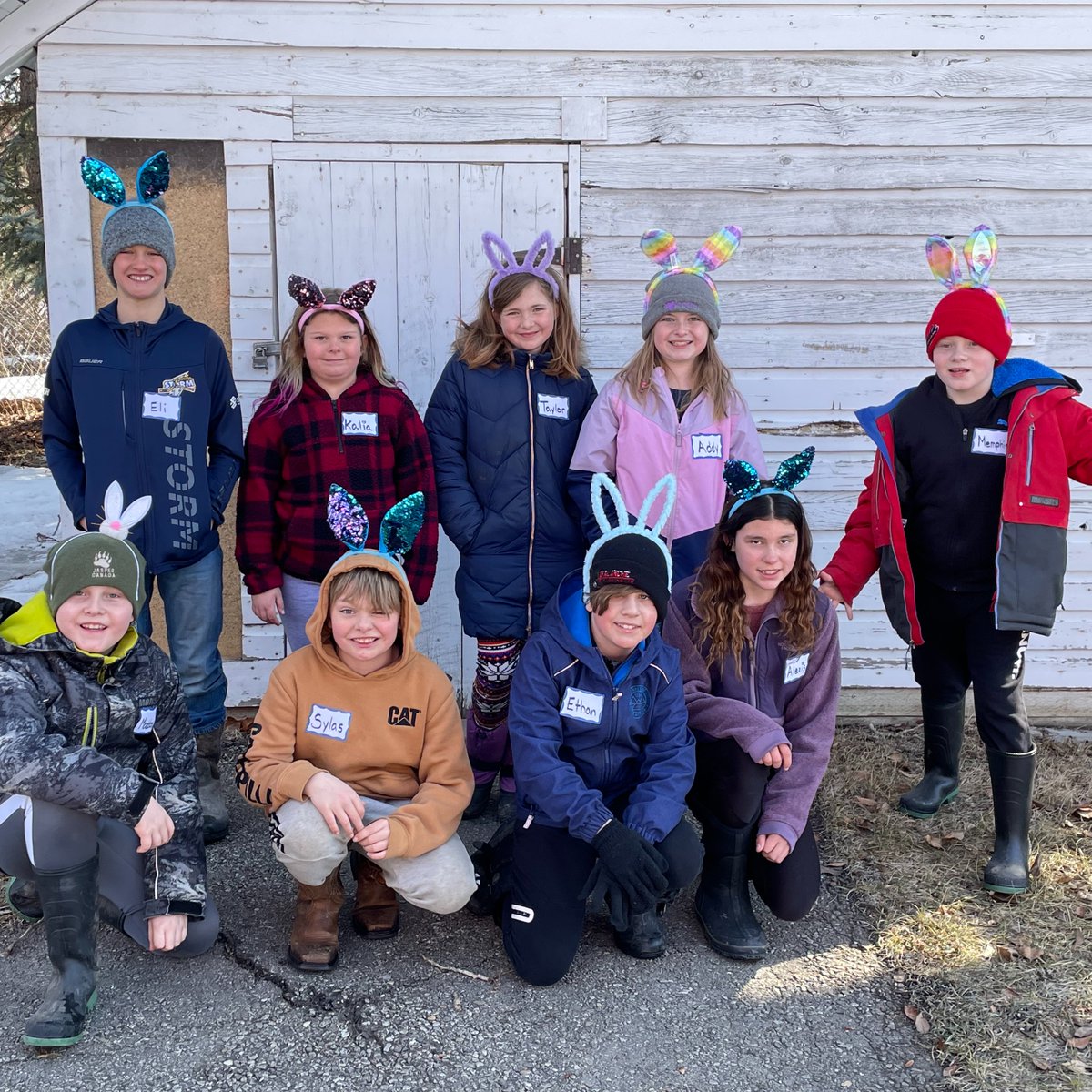 PWPSD's tweet photo. The Grade 5 & 6 students at Bonanza School have been busy building beeping Easter eggs in the school's makerspace, and this afternoon they travelled to #gpab to host an Easter egg hunt for visually impaired students from #PWPSD, @gppsd2357 & @gp_catholic_schools! https://t.co/GTkltfYwW5